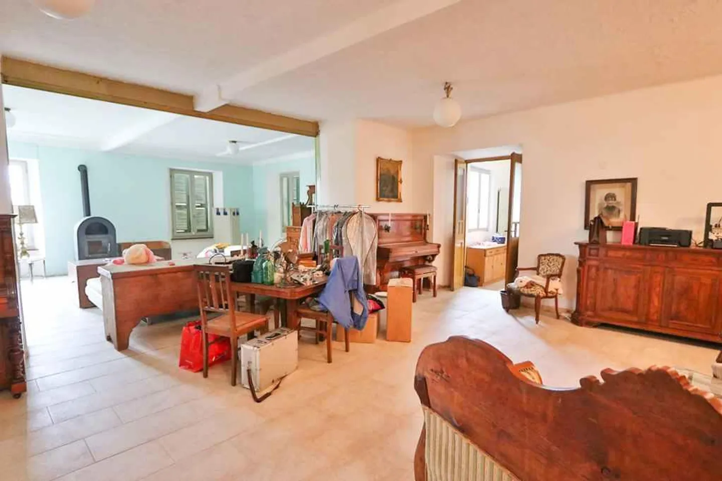 Casa ticinese di 16 stanze con 4 appartamenti con terreno edificabile e vista - Foto 7 di 21