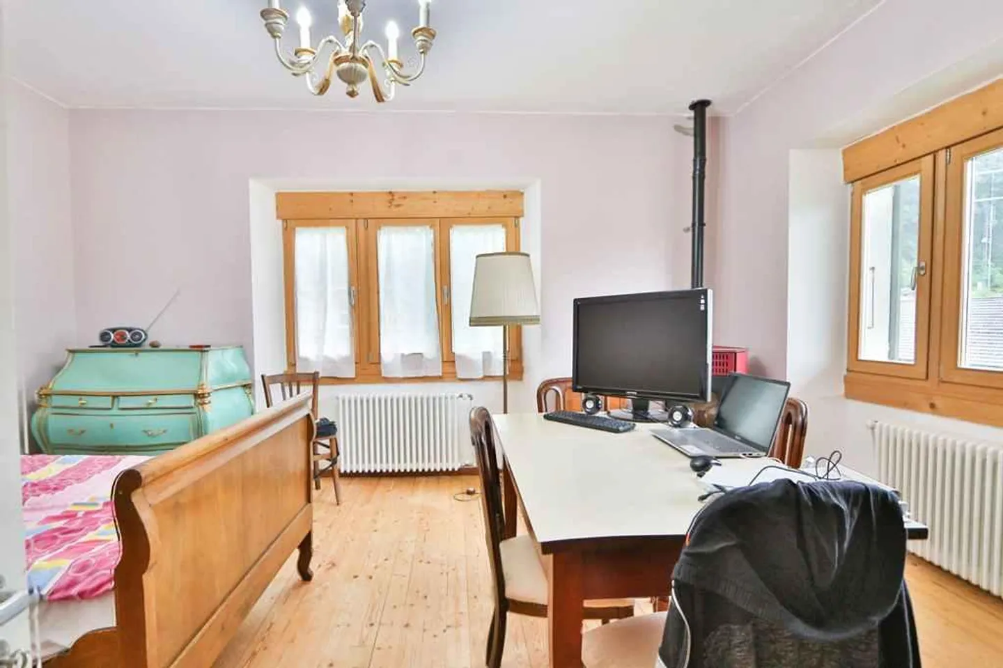 Casa ticinese di 16 stanze con 4 appartamenti con terreno edificabile e vista - Foto 14 di 21