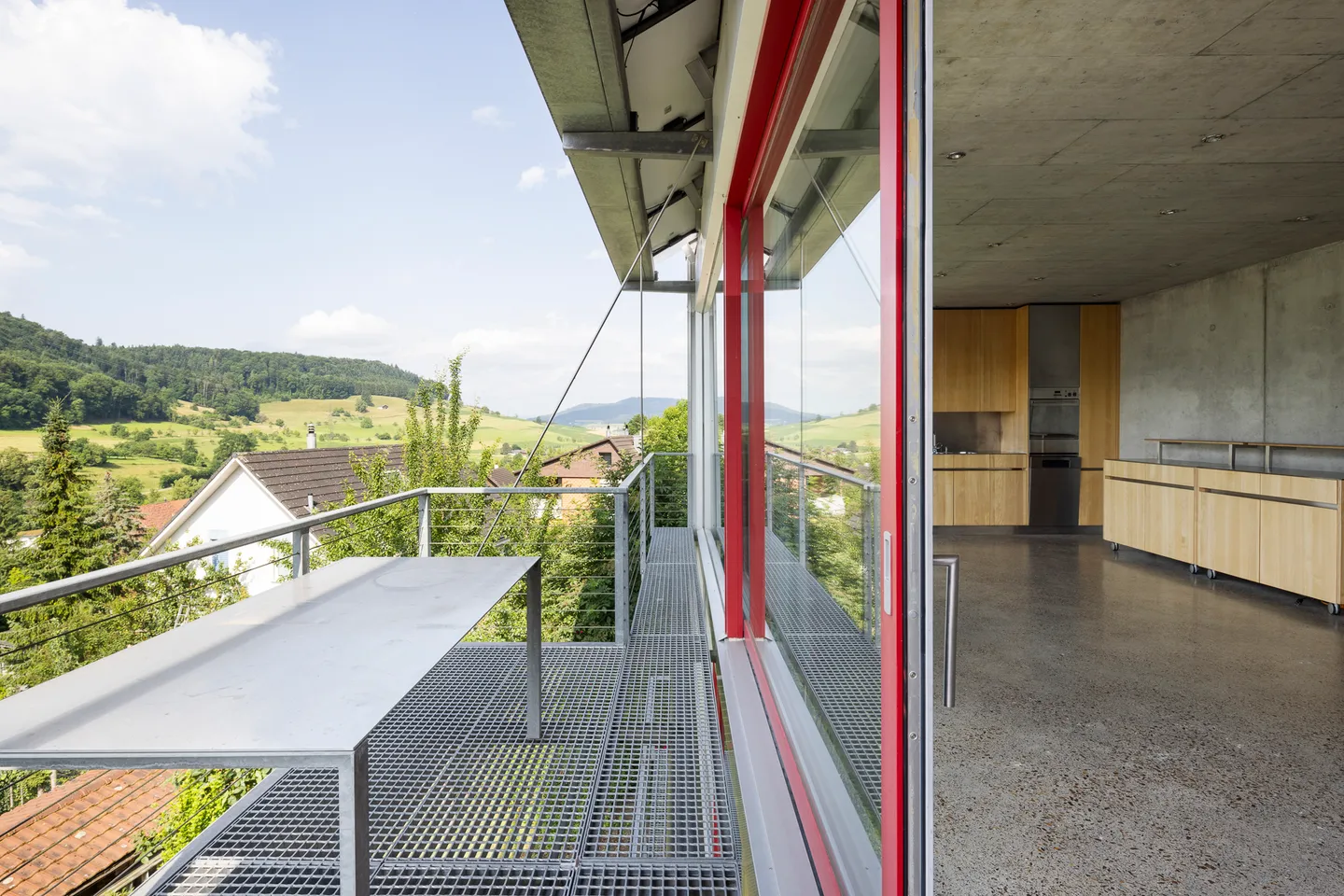 Idillio residenziale con vista panoramica e ambiente elegante - Foto 4 di 14