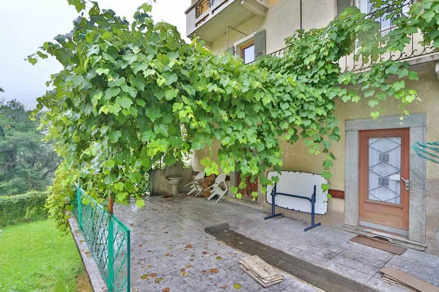 Casa ticinese di 16 stanze con 4 appartamenti con terreno edificabile e vista - Foto 20 di 21