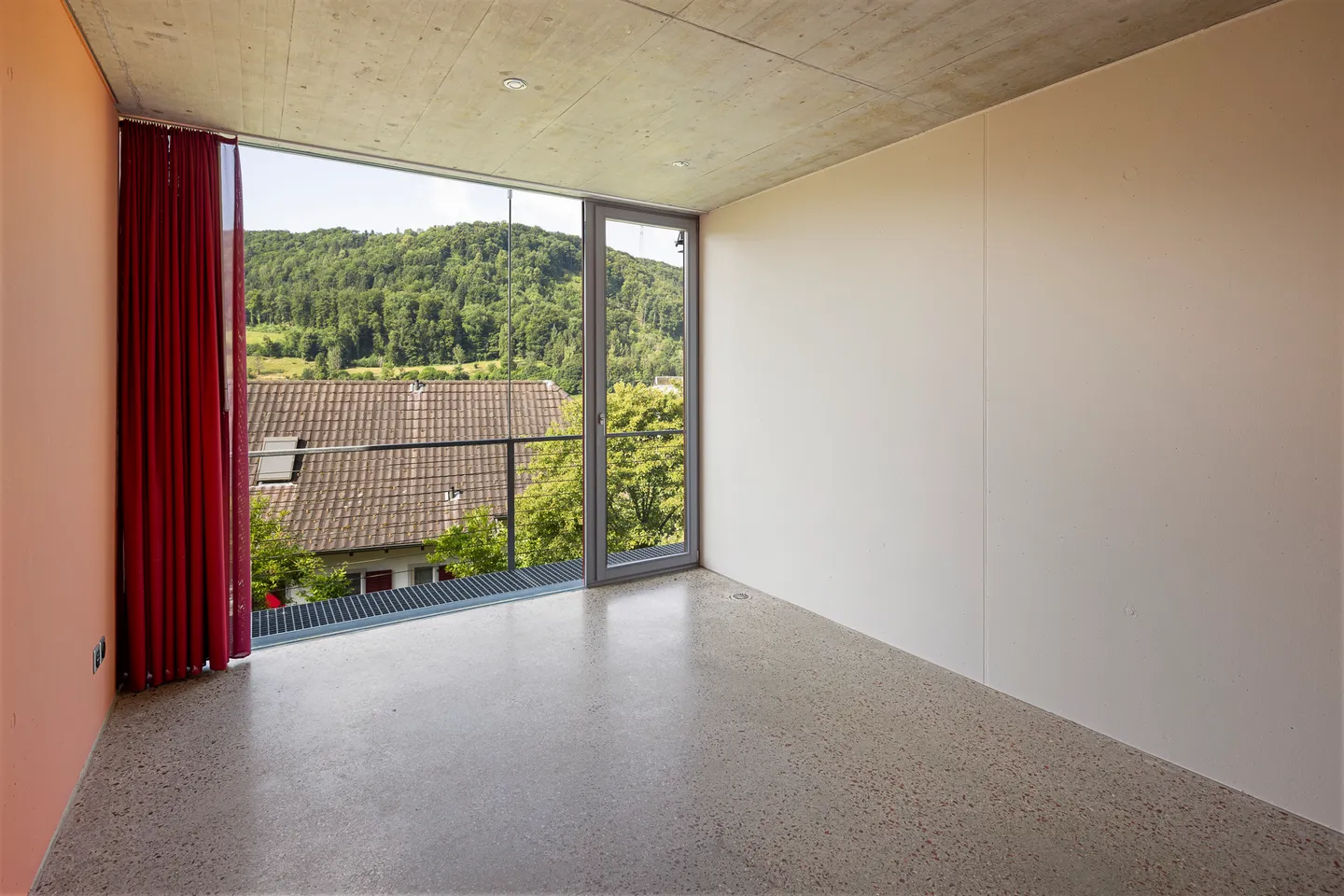 Idillio residenziale con vista panoramica e ambiente elegante - Foto 8 di 14