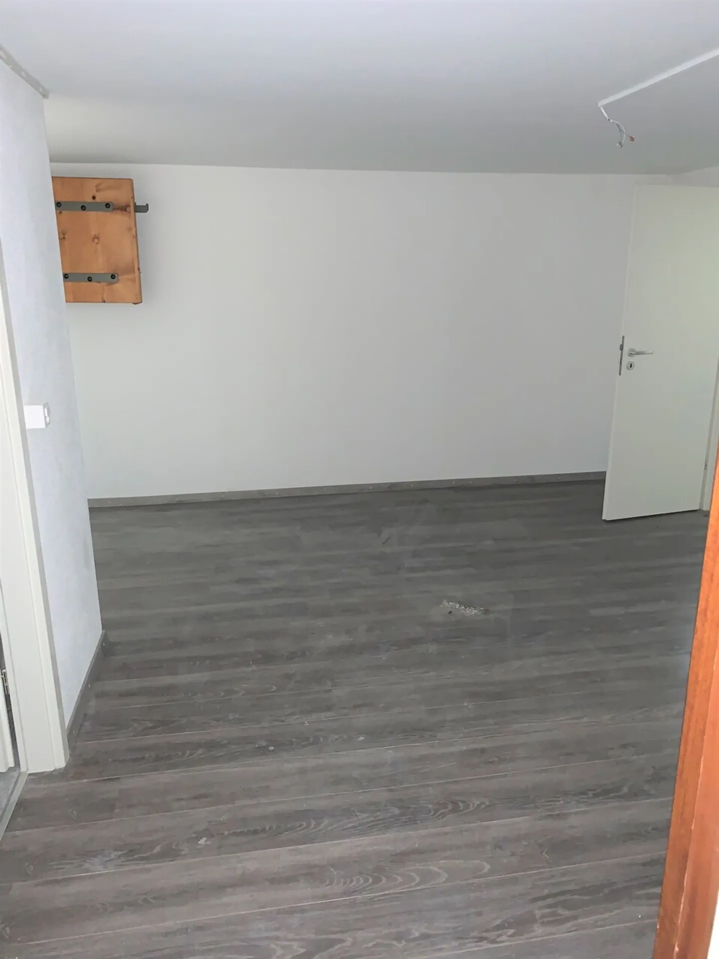 Renovated Warehouse in Villeneuve - Photo 2 of 7
