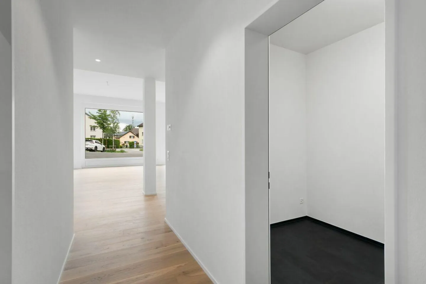 First occupancy: Modern commercial space with high-quality expansion in central... - Photo 8 of 15
