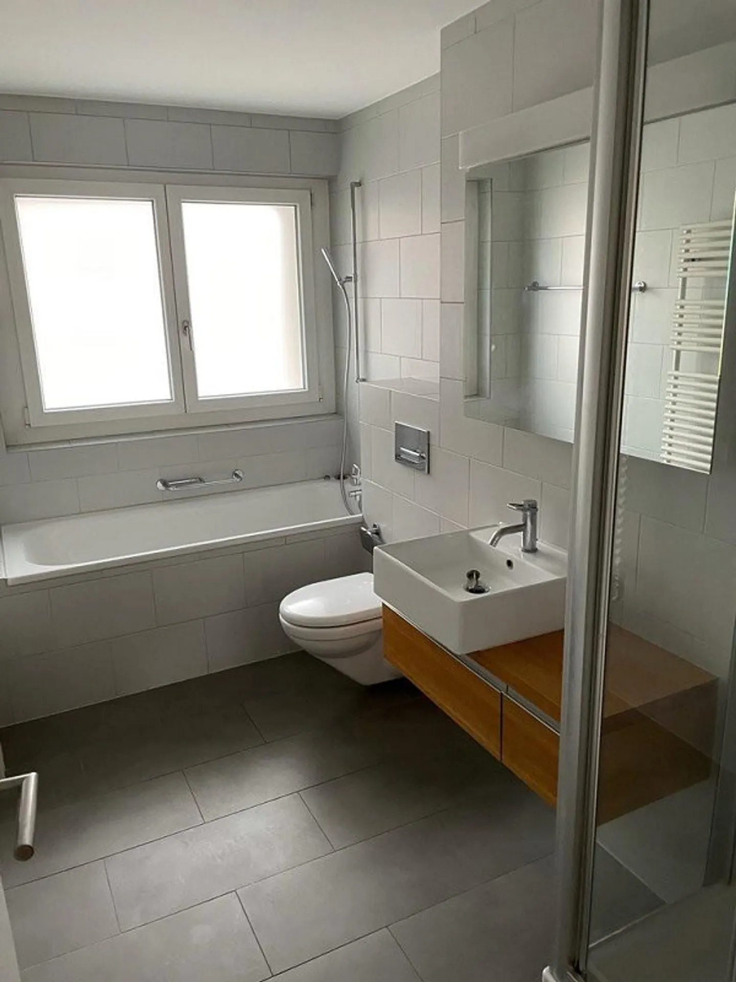 Beautiful apartment in a prime location in Hottingen! - Photo 4 of 7