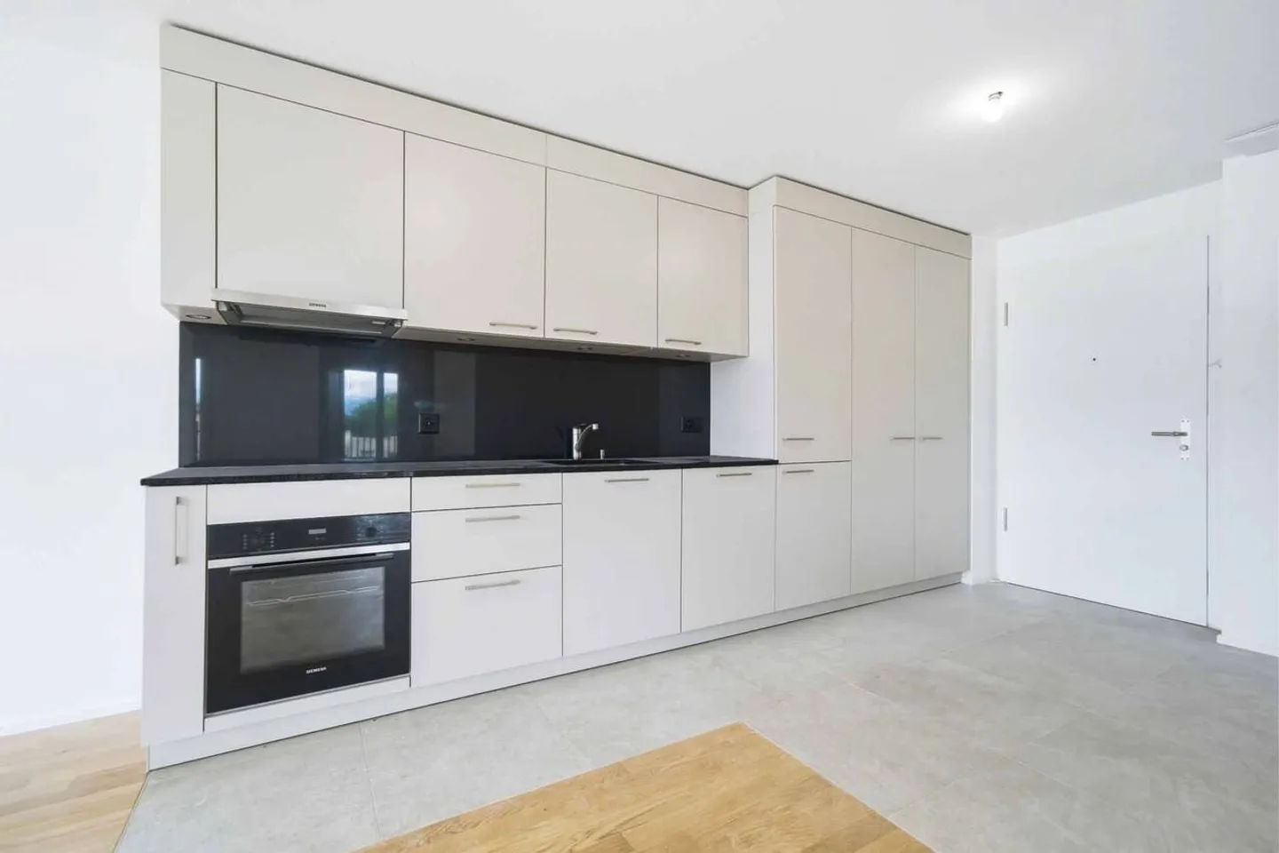 Wunderschöne neue 3,5-Zimmer-Wohnung mit Balkon - Foto 3 von 11