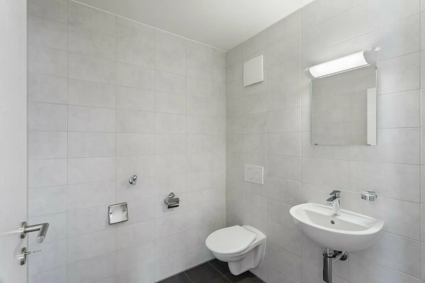 Appartement spacieux avec terrasse - Photo 6 sur 10