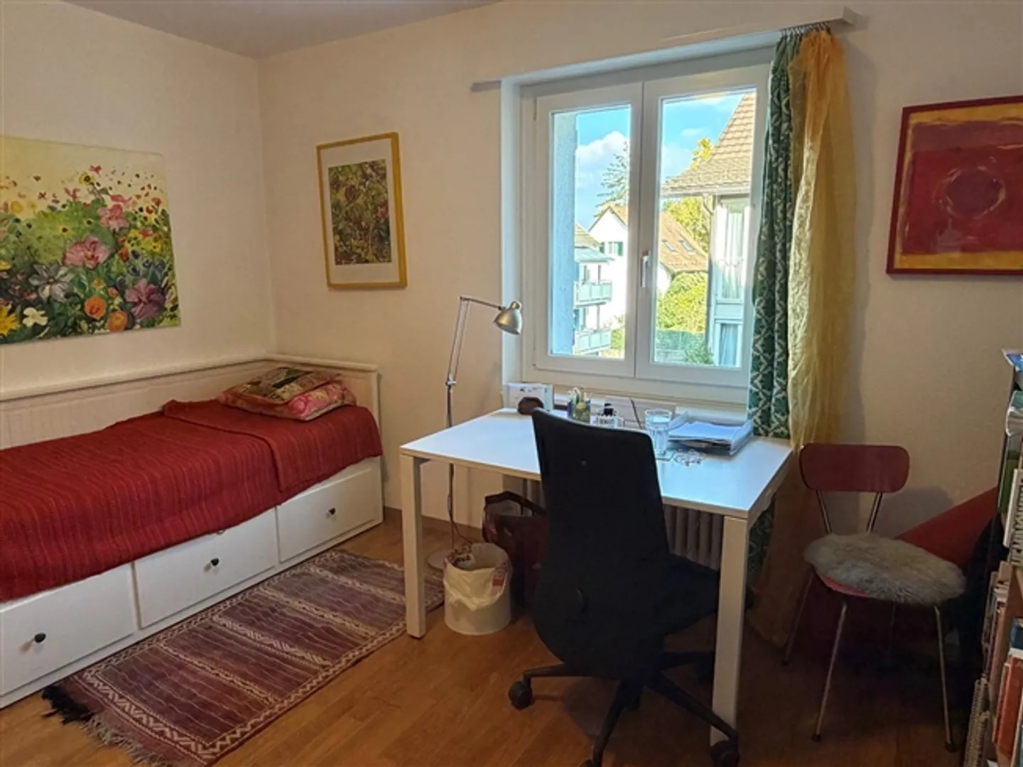 «4½ ZI-WOHNUNG IN ZÜRICH - KREIS 11 ALLENMOOS, MÖBLIERT, TEMPORÄR» - Foto 4 von 10