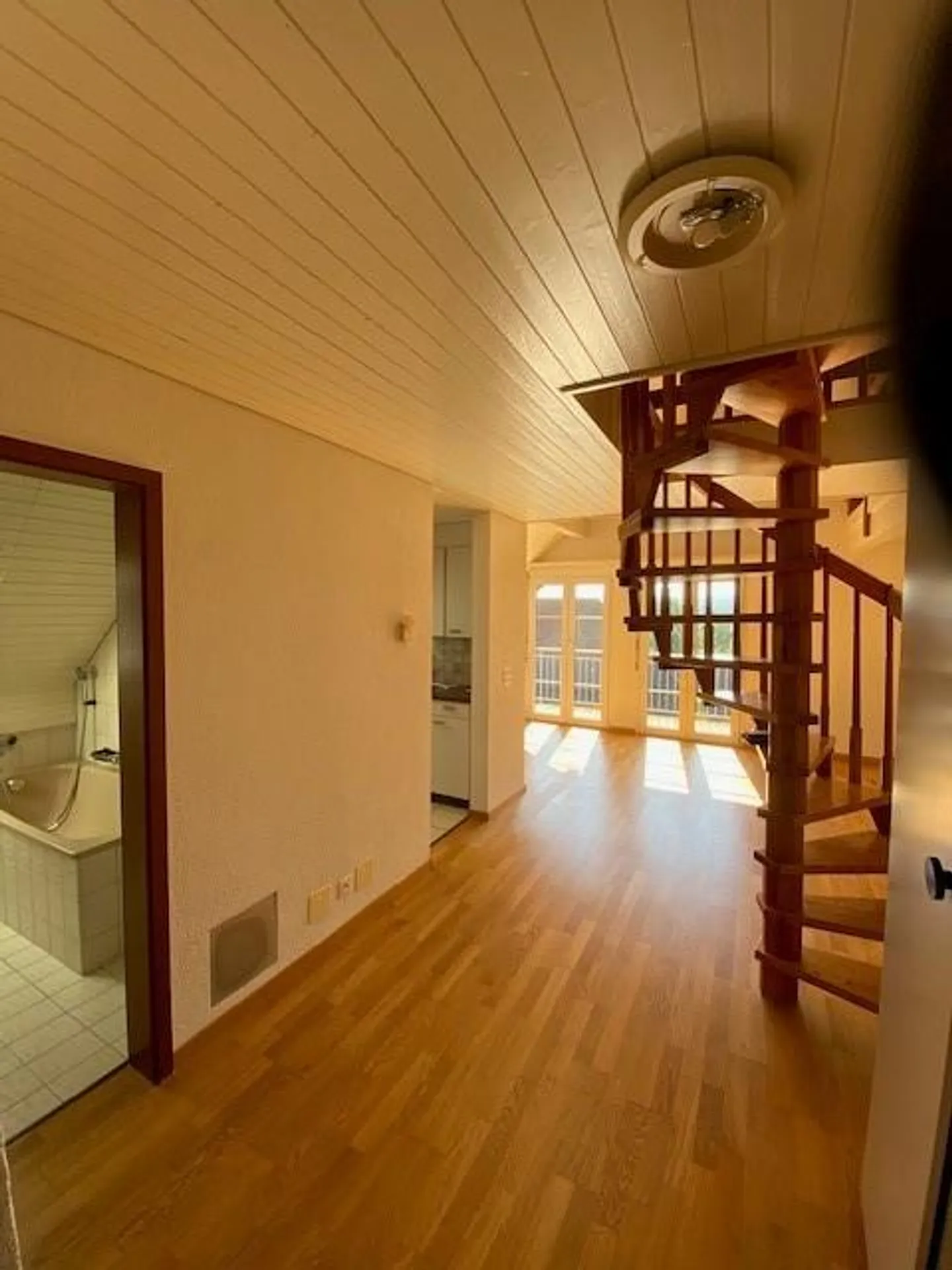 Gemütliche Maisonettewohnung mit Cheminée - Foto 7 von 9