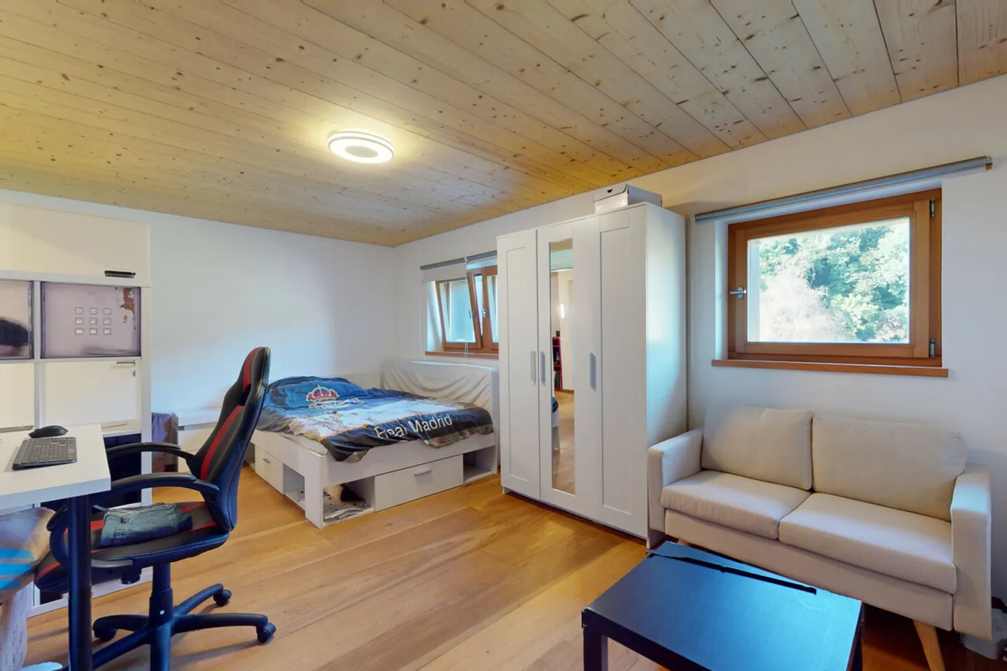 Magnifique ferme rénovée avec 3 appartements et une grange - Photo 16 sur 17