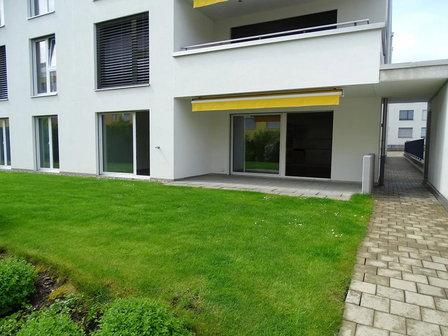 Appartamento giardino in standard di proprietà - Foto 2 di 7