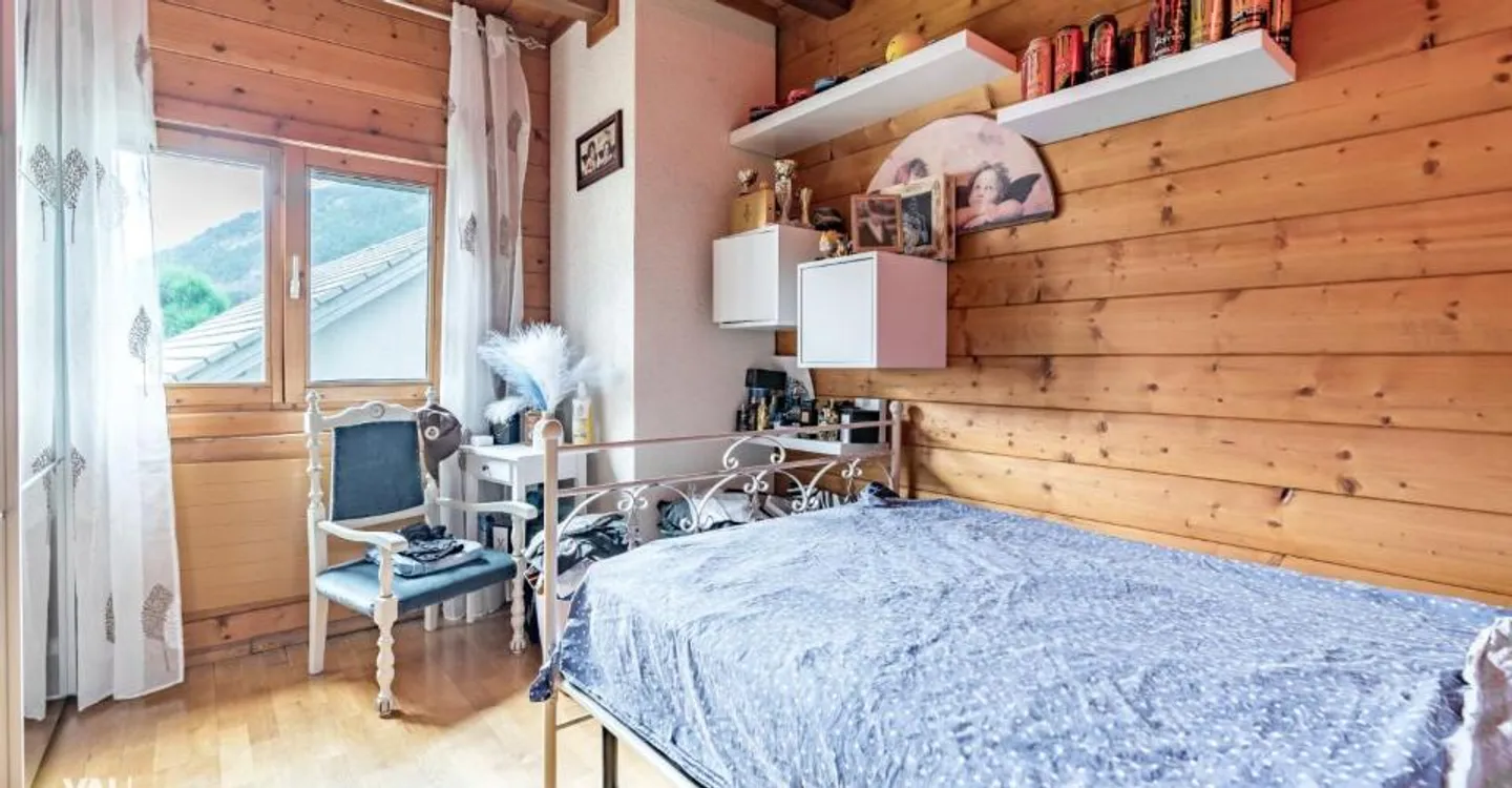 Proprietà residenziale e commerciale attraente con diverse opzioni di utilizzo - Foto 5 di 13