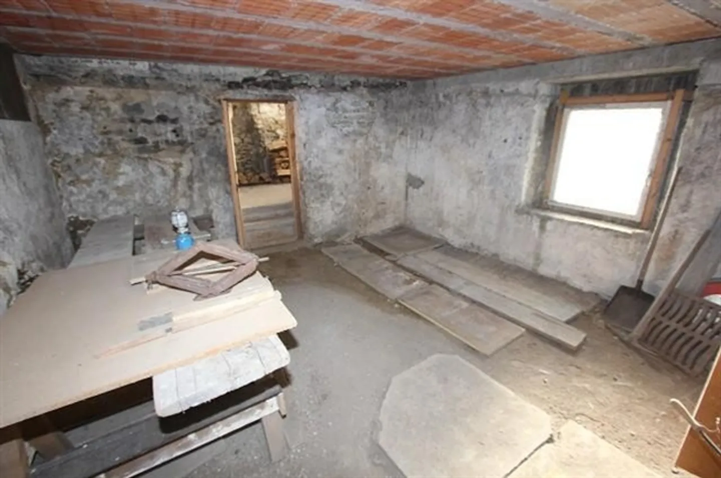 Casa di 3 locali con terreno - Foto 7 di 12