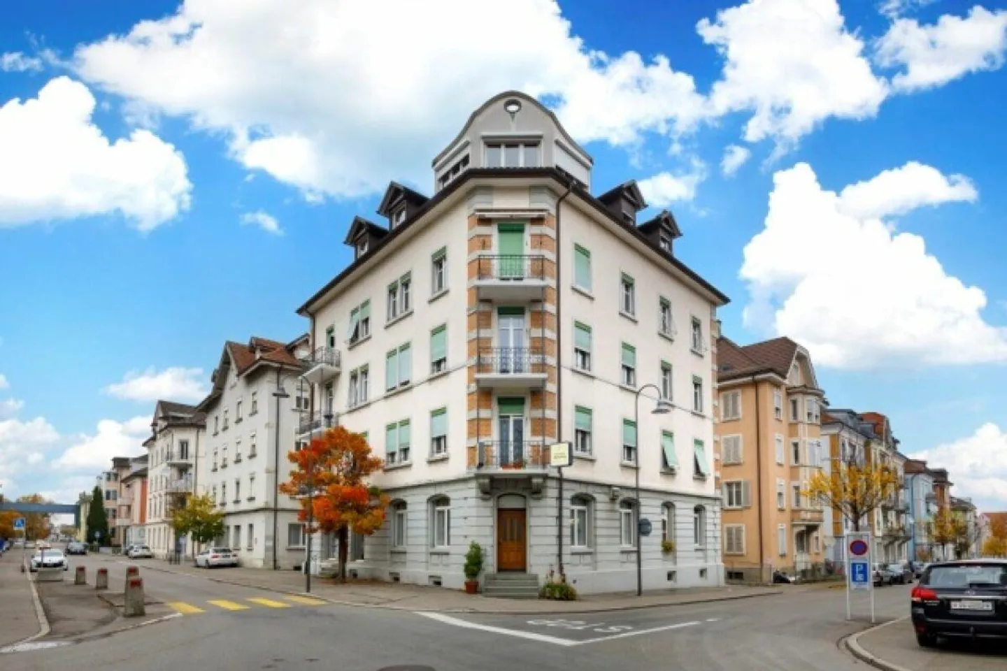 Central 1.5-room apartment by the lake - Photo 1 of 4