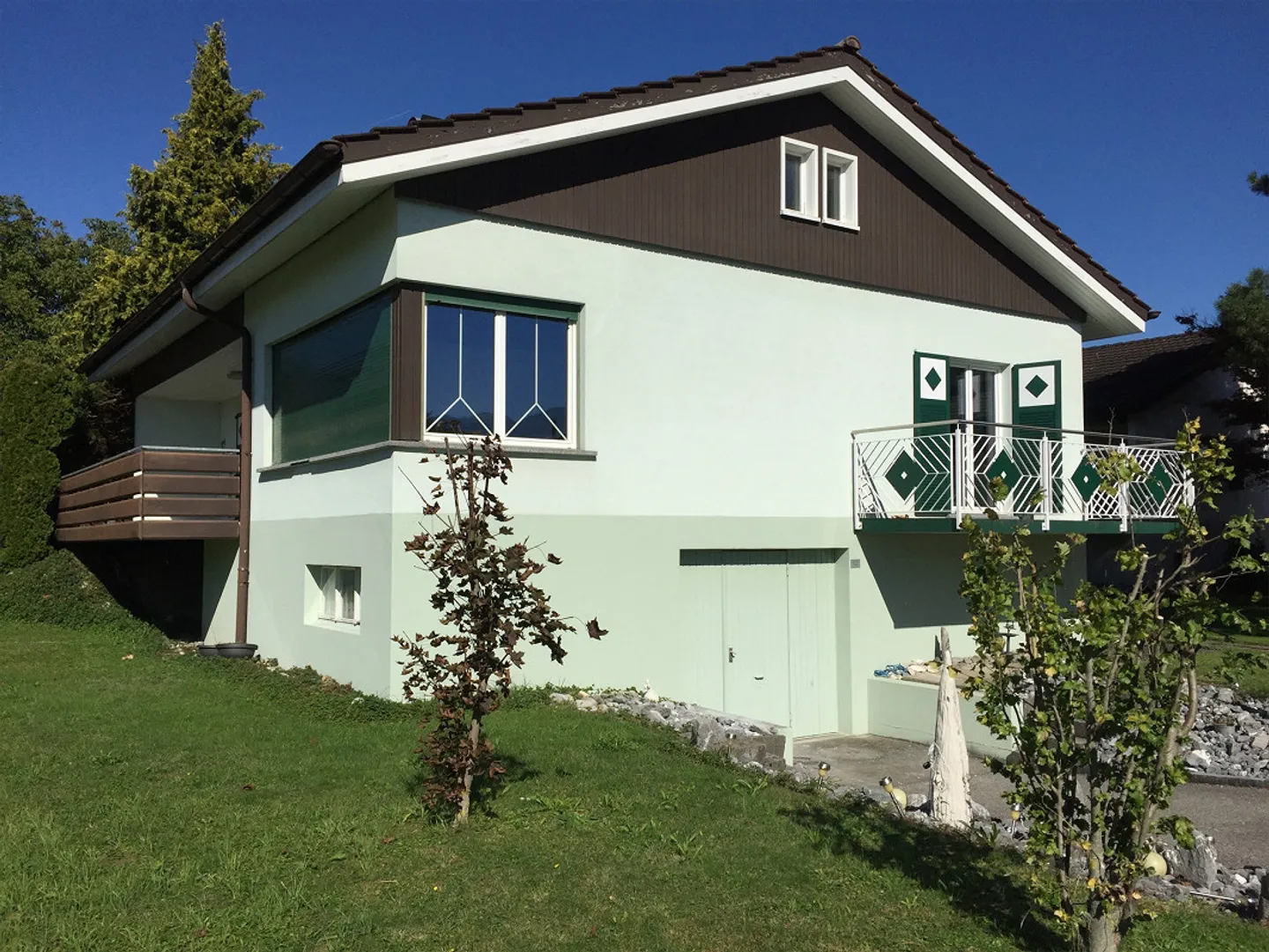 5  1/2-Zimmer Einfamilienhaus mit grosszügigem Umschwung - Foto 1 von 10