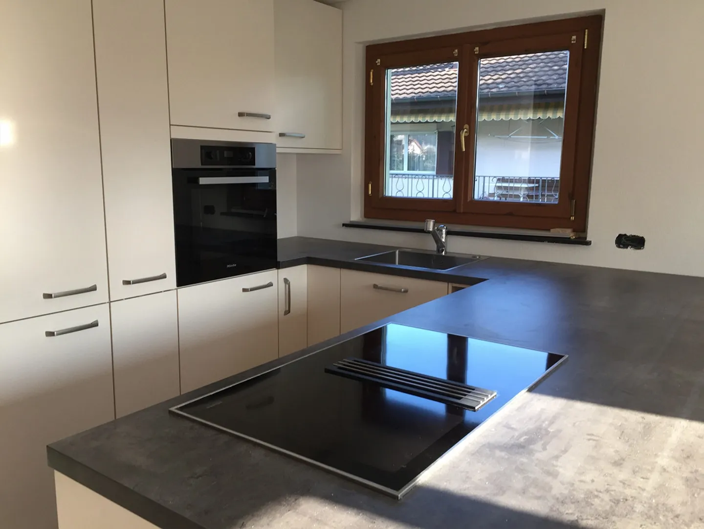 5  1/2-Zimmer Einfamilienhaus mit grosszügigem Umschwung - Foto 2 von 10