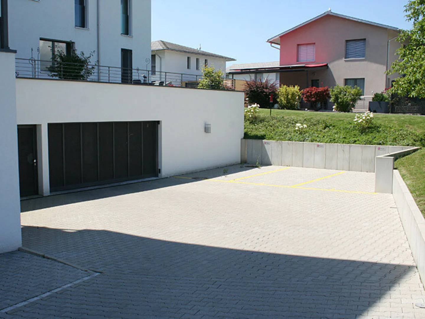Outdoor Parking Space Available - Photo 1 of 5