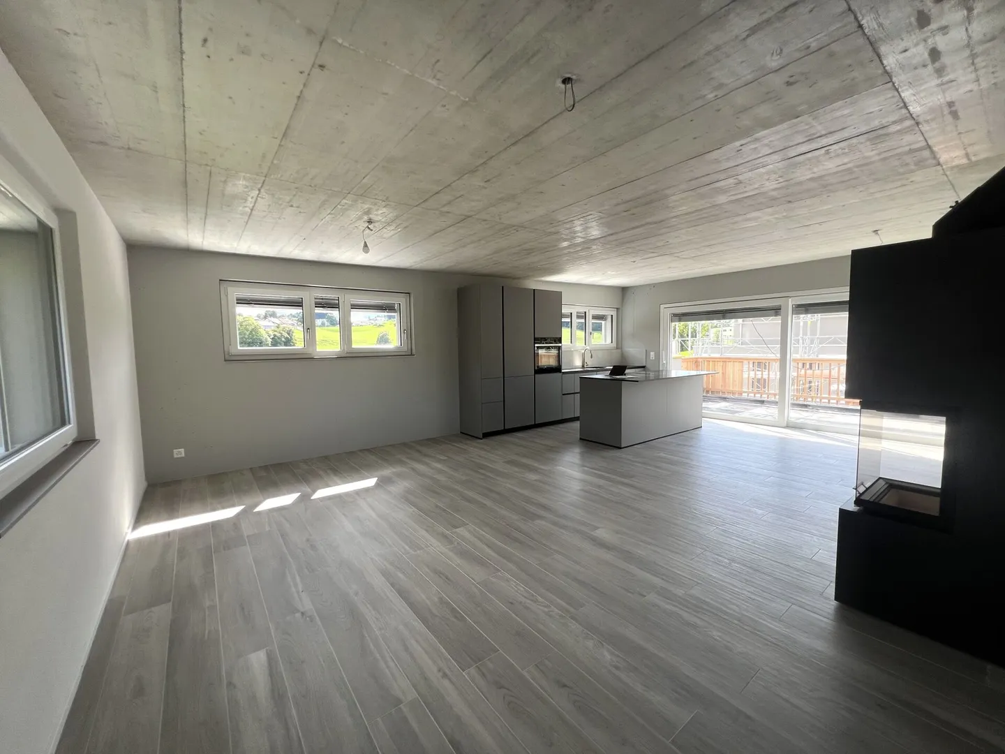 Attico di alto standard con nuova terrazza e 2 suite - Foto 1 di 13