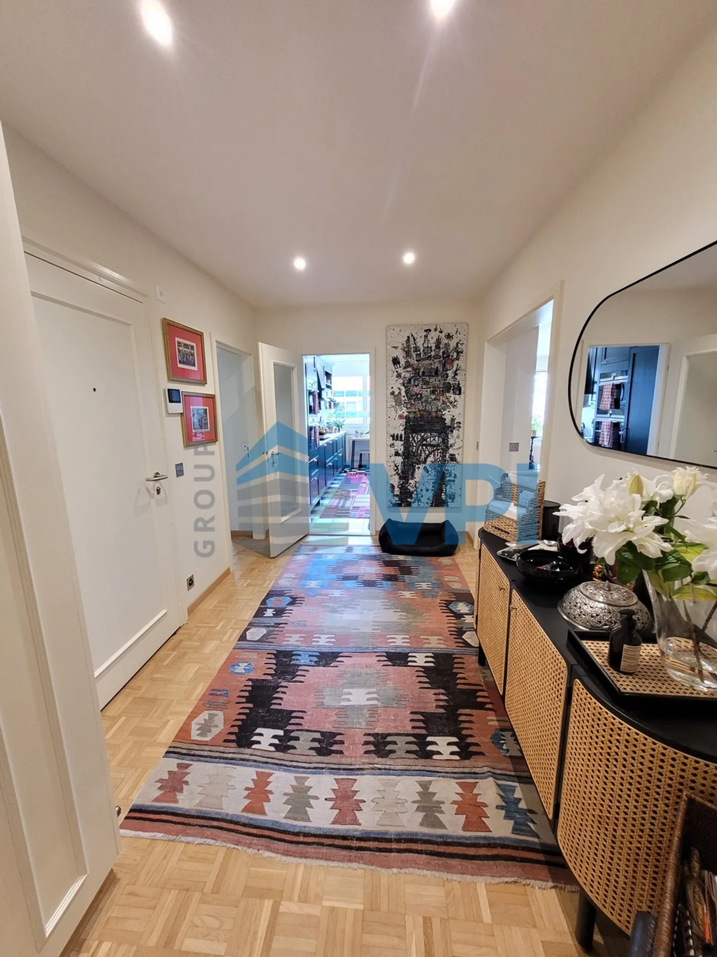 Appartamento di Lusso Spazioso - Foto 2 di 22