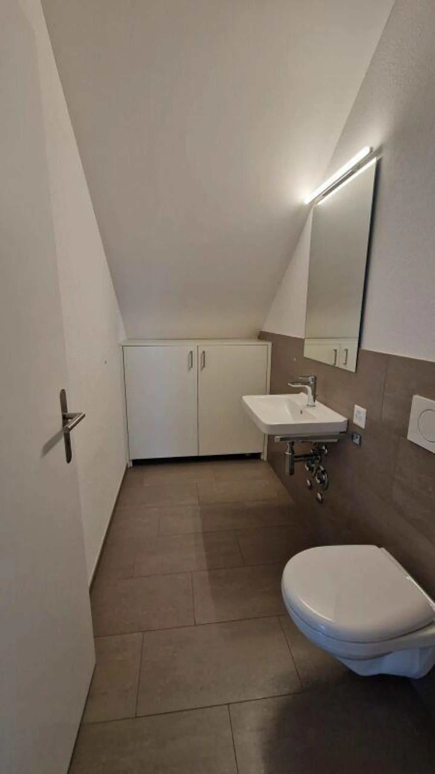 Appartamento spazioso e luminoso di 4,5 stanze - Foto 10 di 13