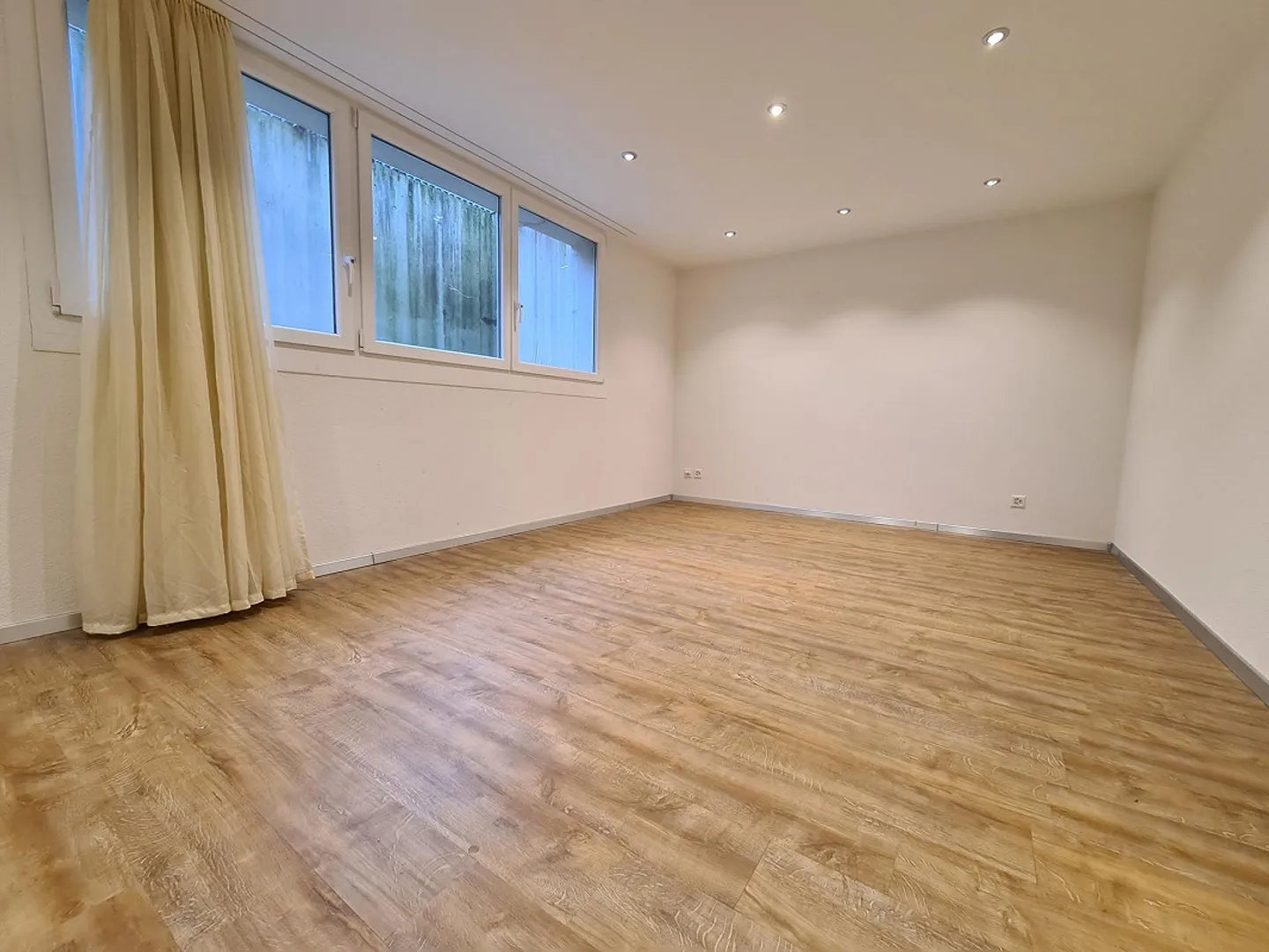 Garden Apartment | Ideally Located | Near Baden - Photo 6 of 10