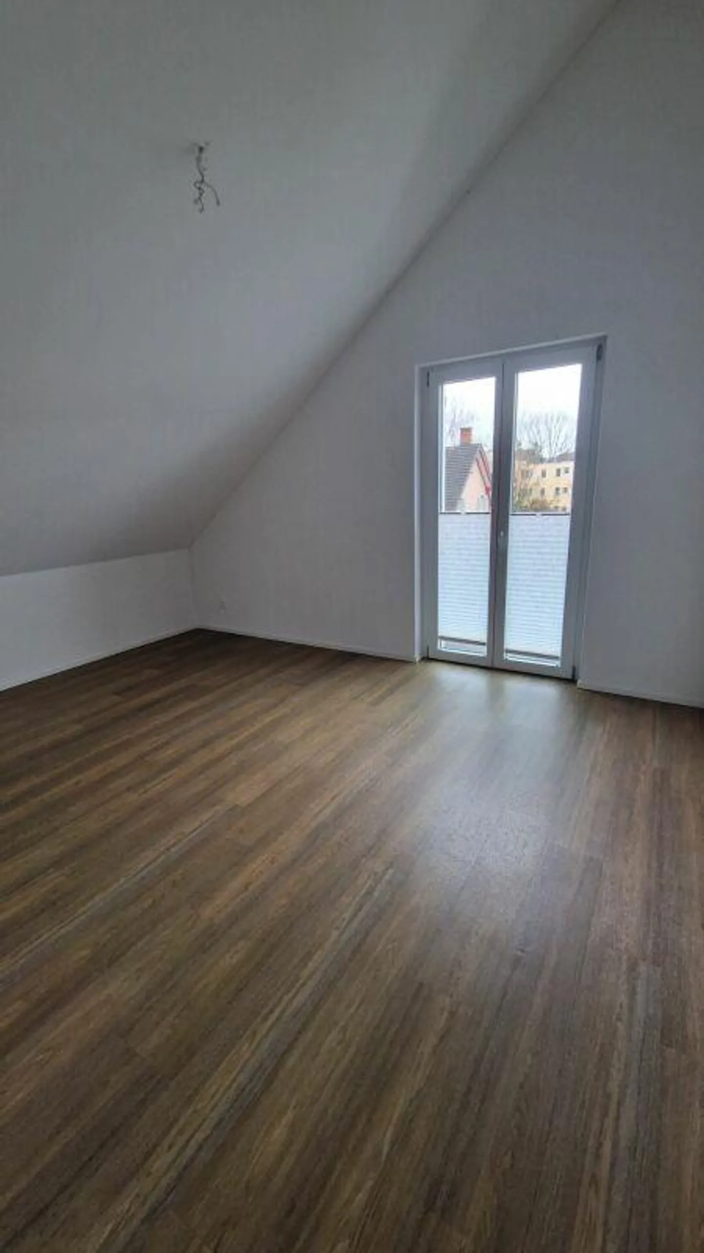 Appartamento spazioso e luminoso di 4,5 stanze - Foto 12 di 13