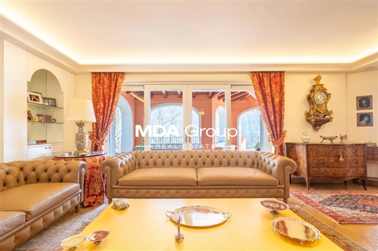 8 Room villa - Photo 5 of 20