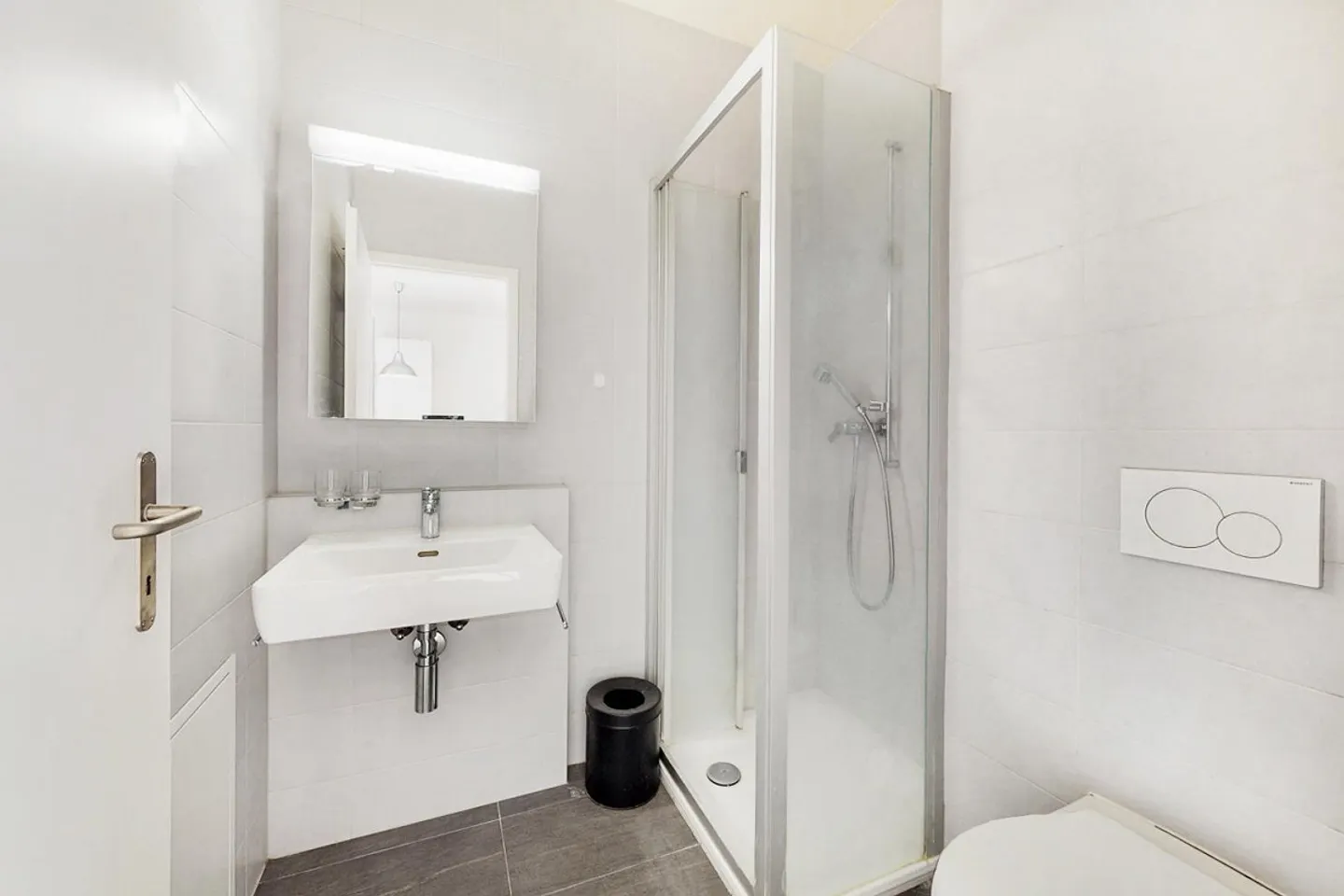 Modernes Apartment mit Offener Küche - Foto 2 von 4