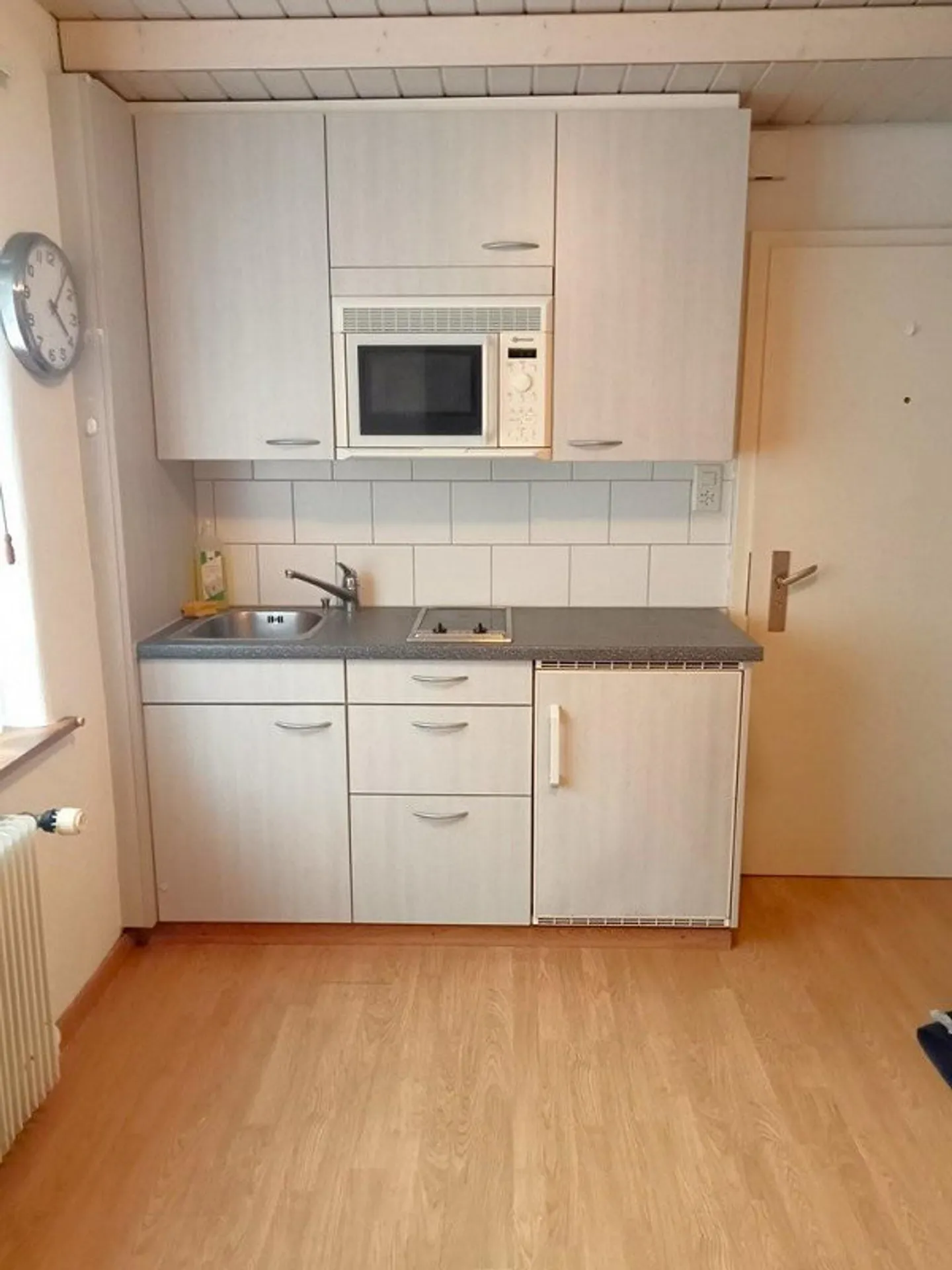 Chambre à louer dans un emplacement central mais calme ! - Photo 3 sur 5