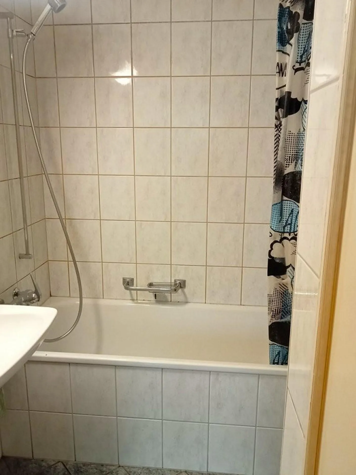 Chambre à louer dans un emplacement central mais calme ! - Photo 5 sur 5