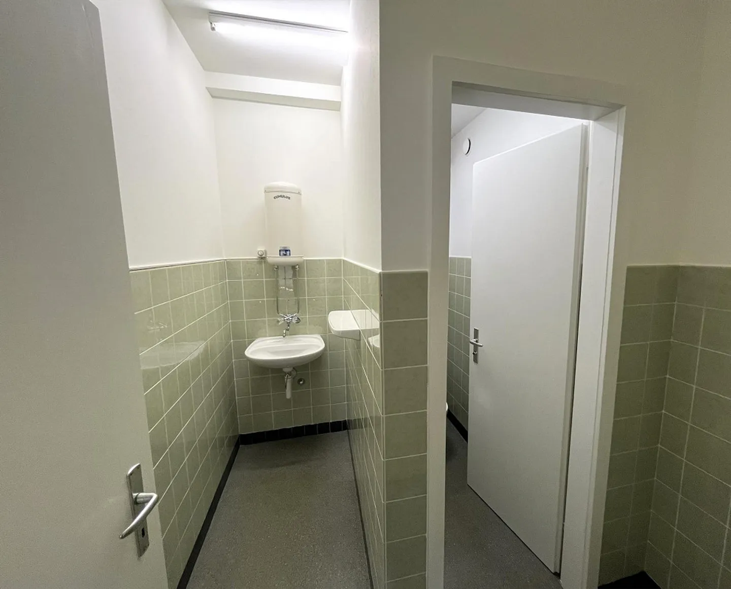 Bureaux dans le centre-ville - Photo 5 sur 5