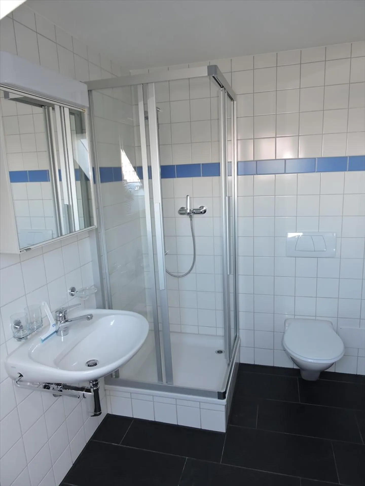 Magnifique appartement en duplex sur le toit dans un emplacement privilégié avec terrasse - Photo 10 sur 12