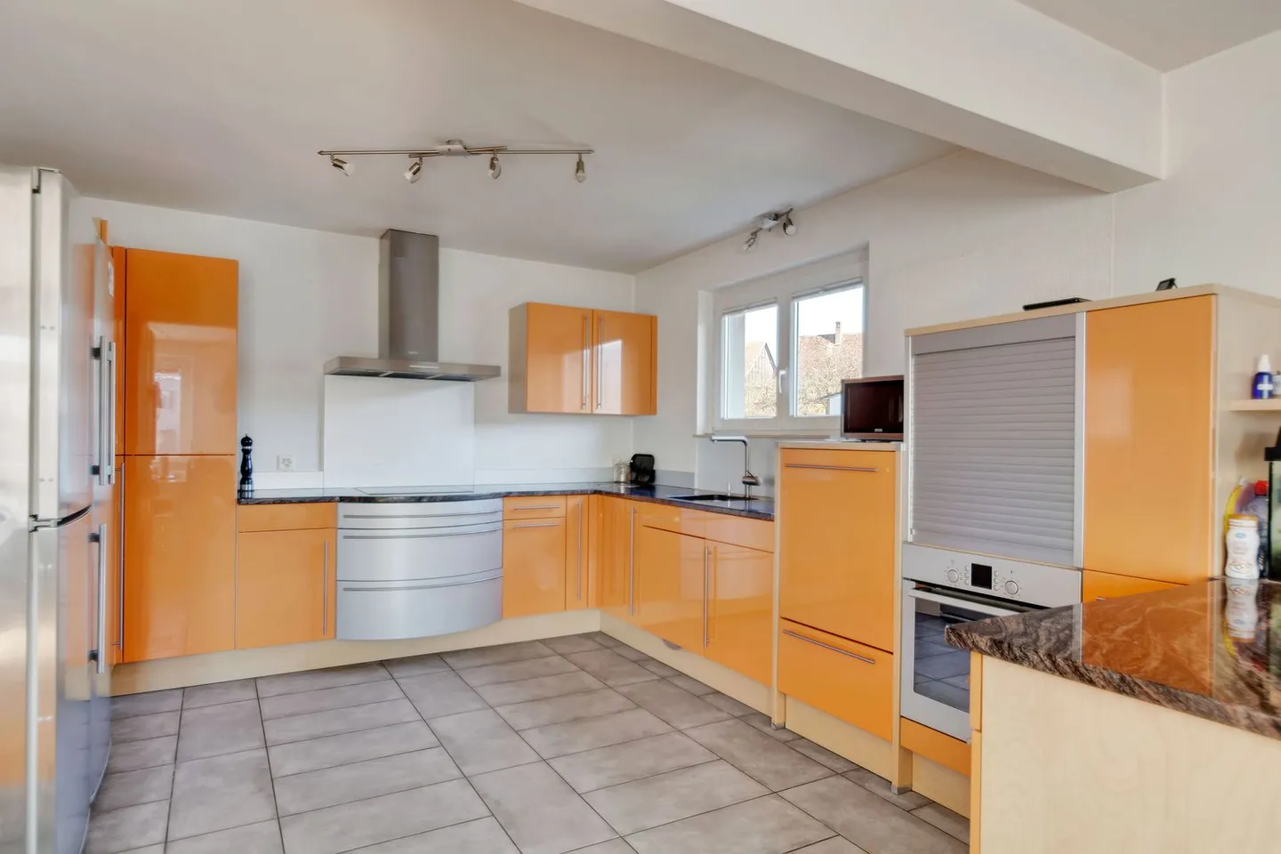 Maison individuelle spacieuse de 7,5 pièces à Courgenay - Photo 3 sur 13