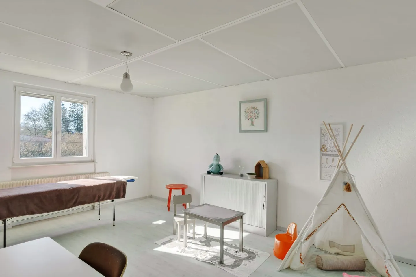 Maison individuelle spacieuse de 7,5 pièces à Courgenay - Photo 7 sur 13