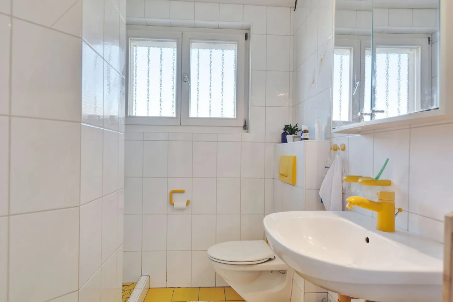 Maison individuelle spacieuse de 7,5 pièces à Courgenay - Photo 8 sur 13