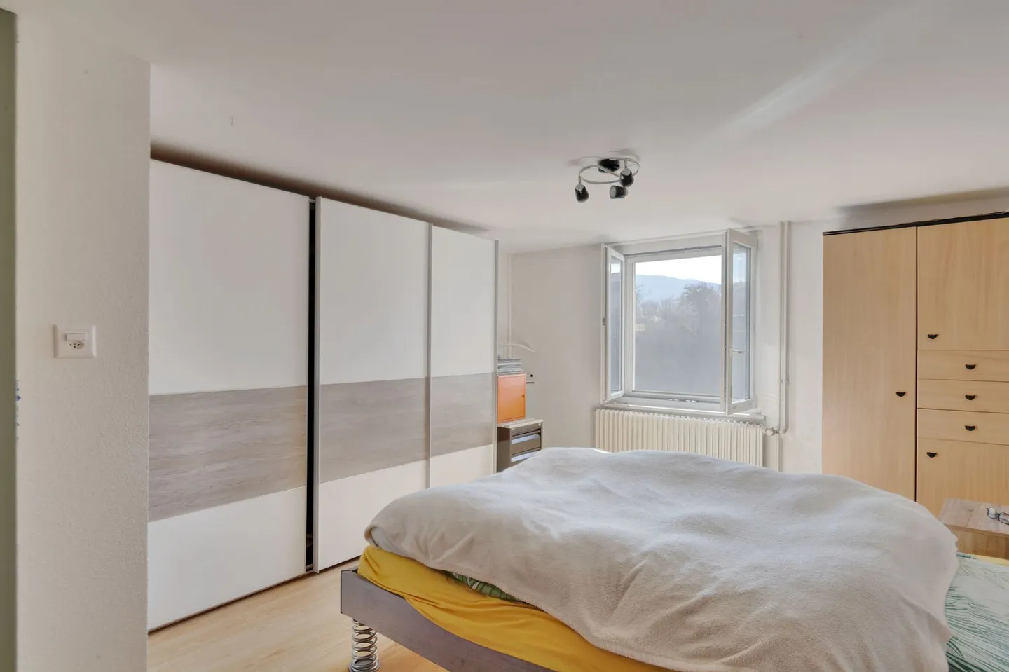 Maison individuelle spacieuse de 7,5 pièces à Courgenay - Photo 11 sur 13