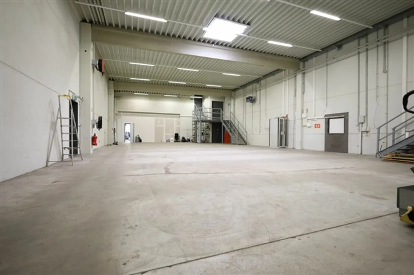 Généreux dans le meilleur emplacement ! - Photo 3 sur 5