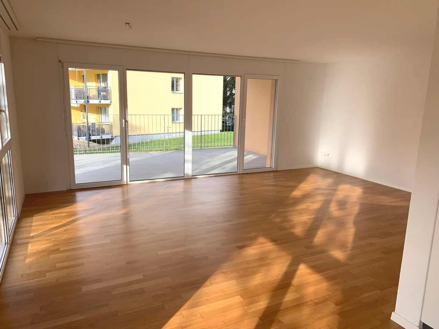 Appartement lumineux dans un endroit calme - Photo 1 sur 12