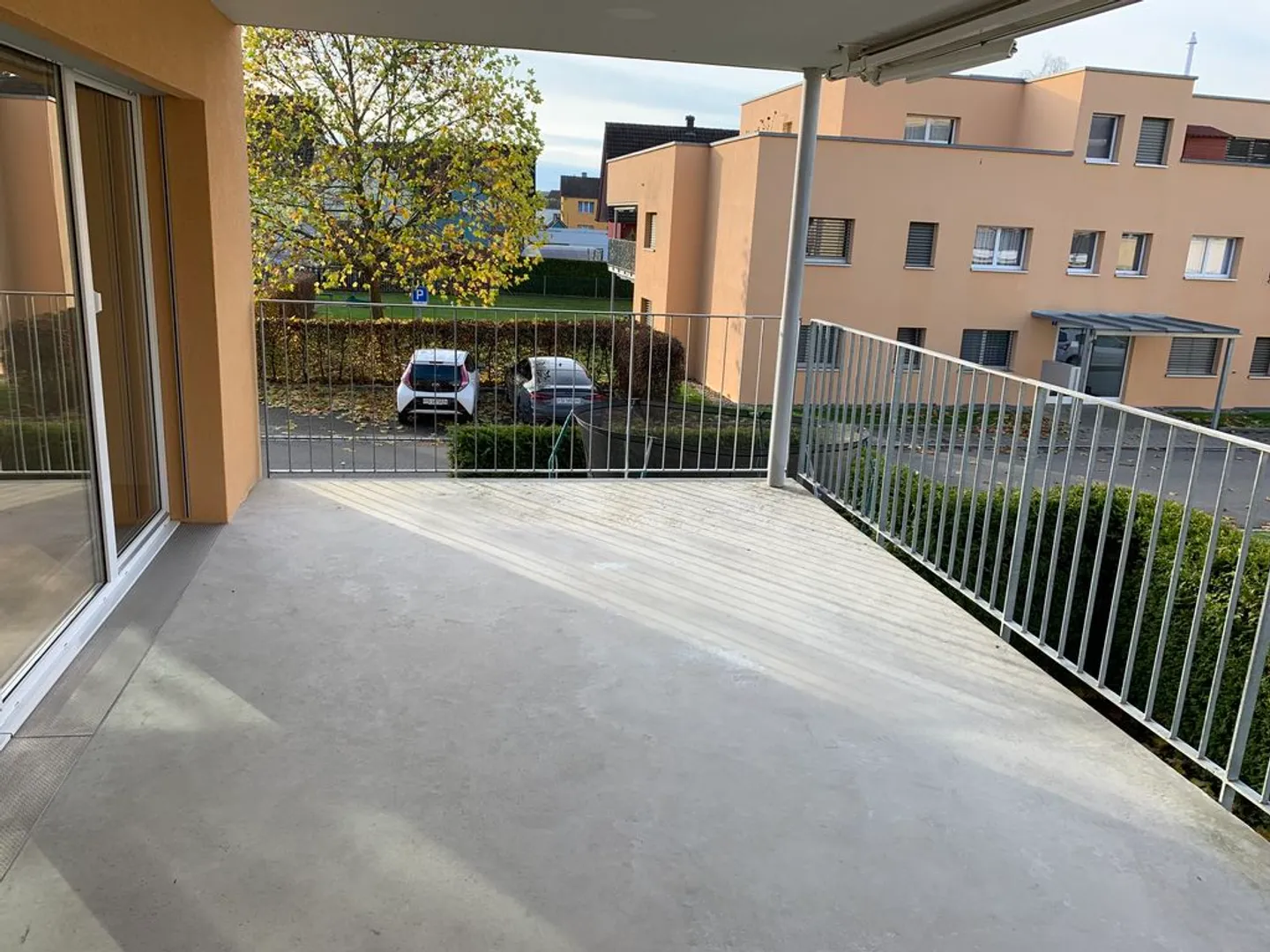 Appartement lumineux dans un endroit calme - Photo 3 sur 12