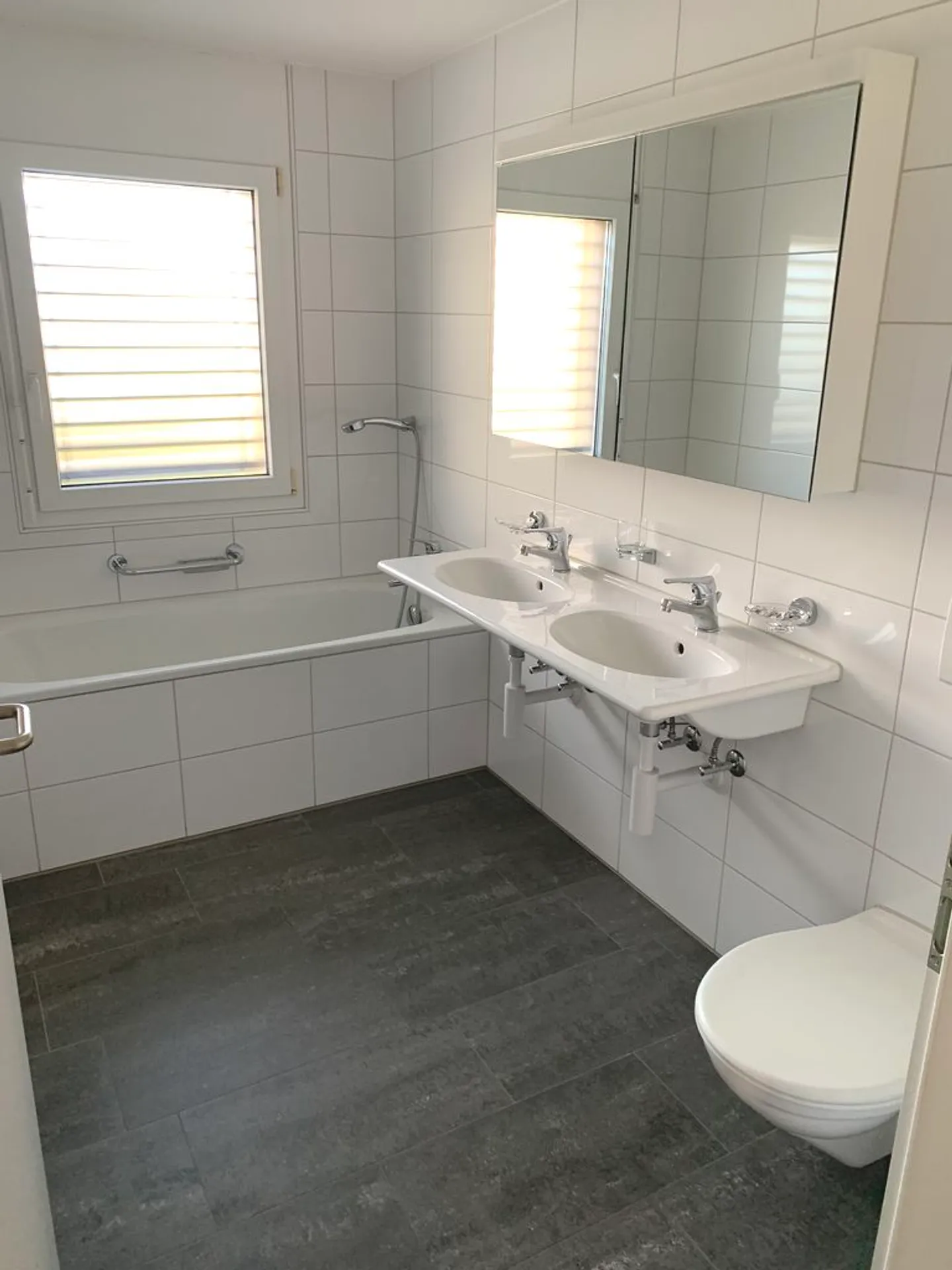 Appartement lumineux dans un endroit calme - Photo 10 sur 12