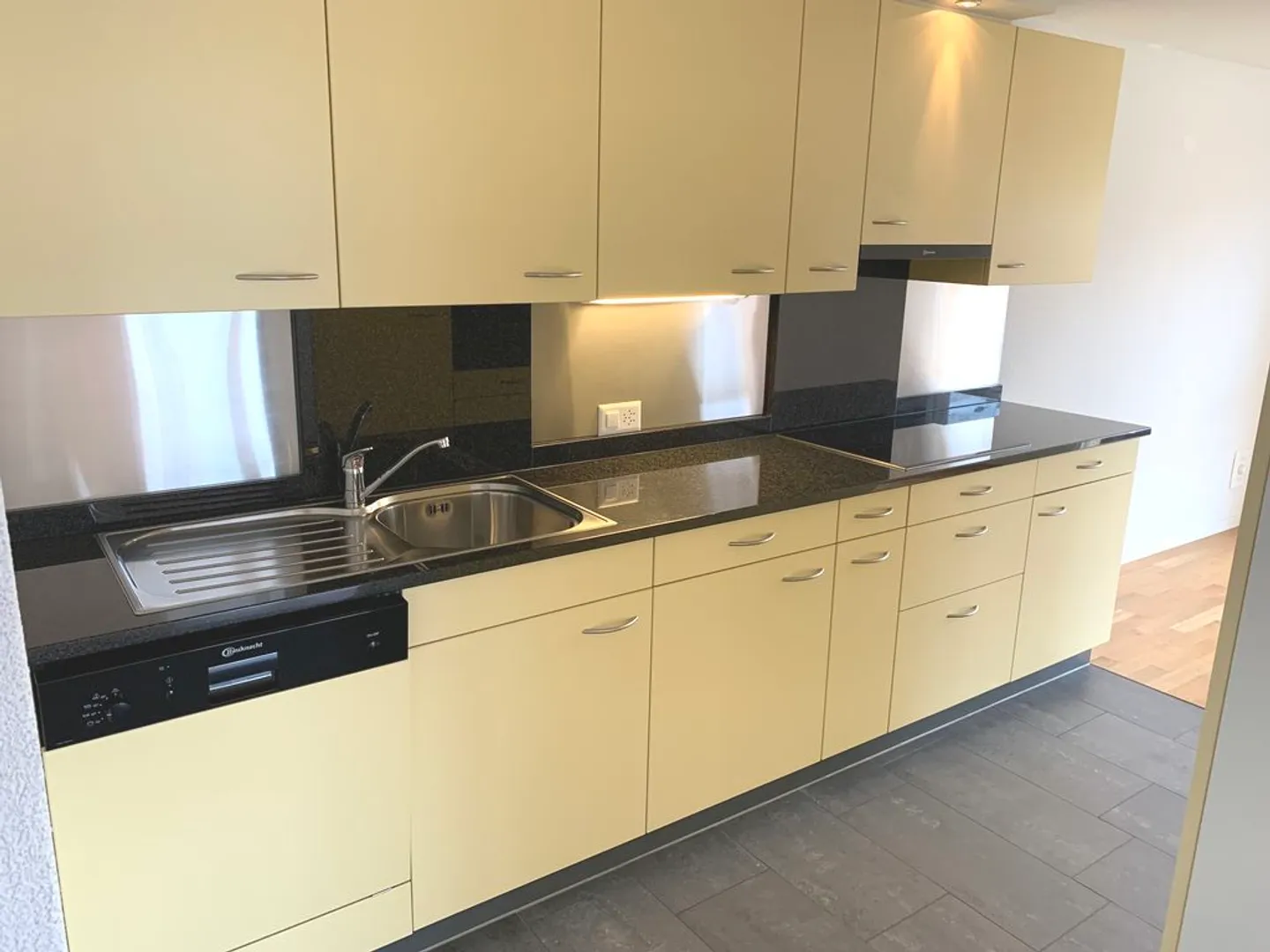 Appartement lumineux dans un endroit calme - Photo 5 sur 12