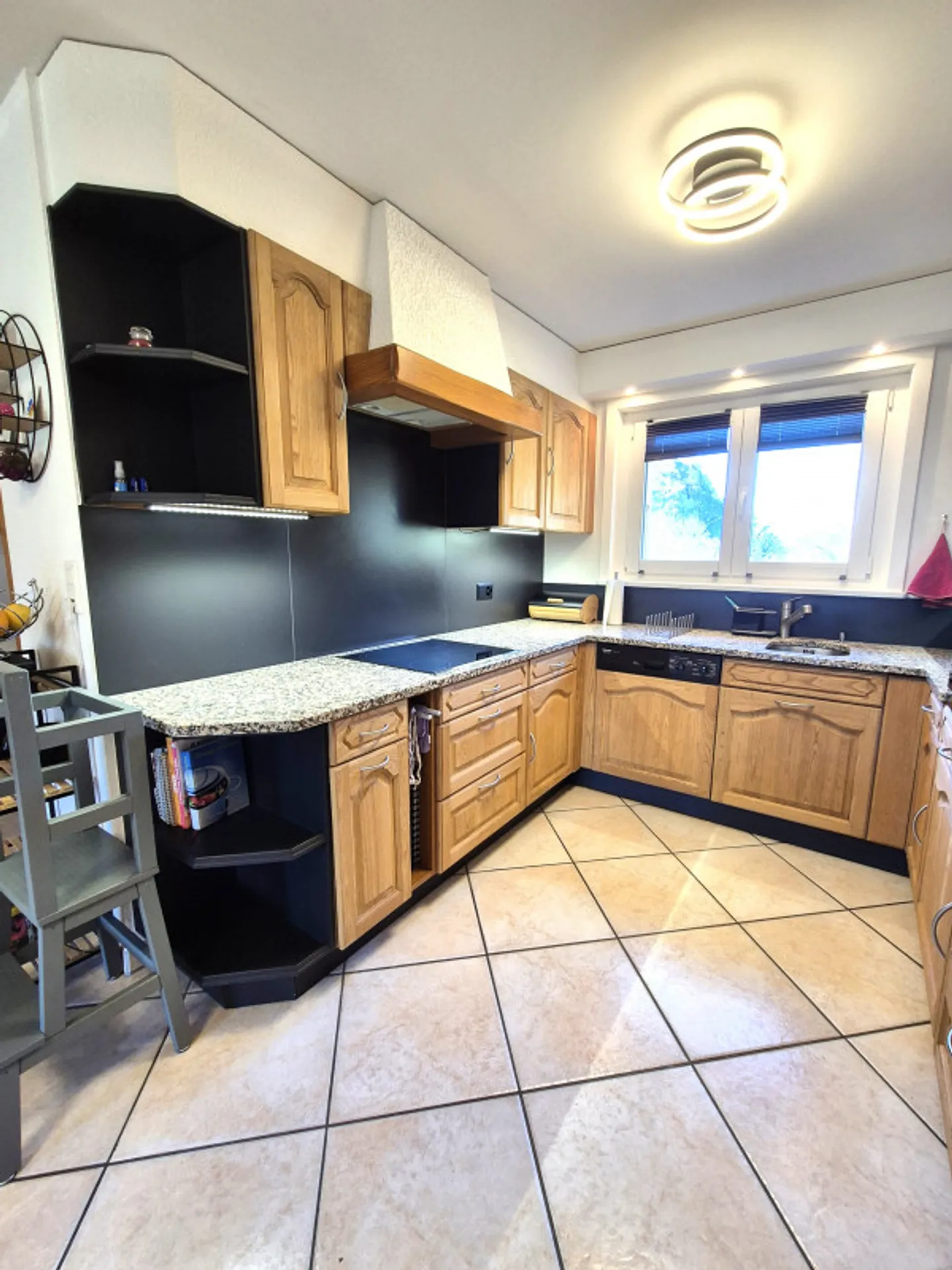 St-Triphon/Ollon: Schönes Reihenhaus mit 4,5 Zimmern, mit Terrasse-Garten - Foto 8 von 13