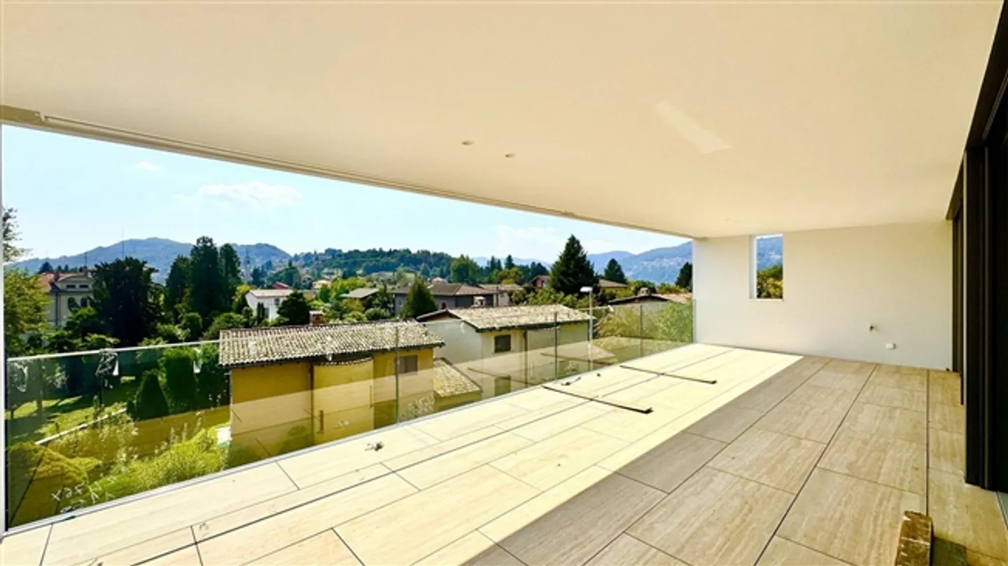 ATTIKA in nuova alta residenza con solo 4 appartamenti in una zona tranquilla e soleggiata con vista libera sulle montagne. - Foto 1 di 15