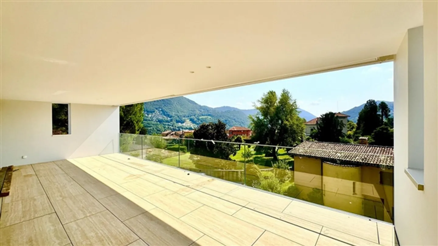 ATTIKA in nuova alta residenza con solo 4 appartamenti in una zona tranquilla e soleggiata con vista libera sulle montagne. - Foto 3 di 15