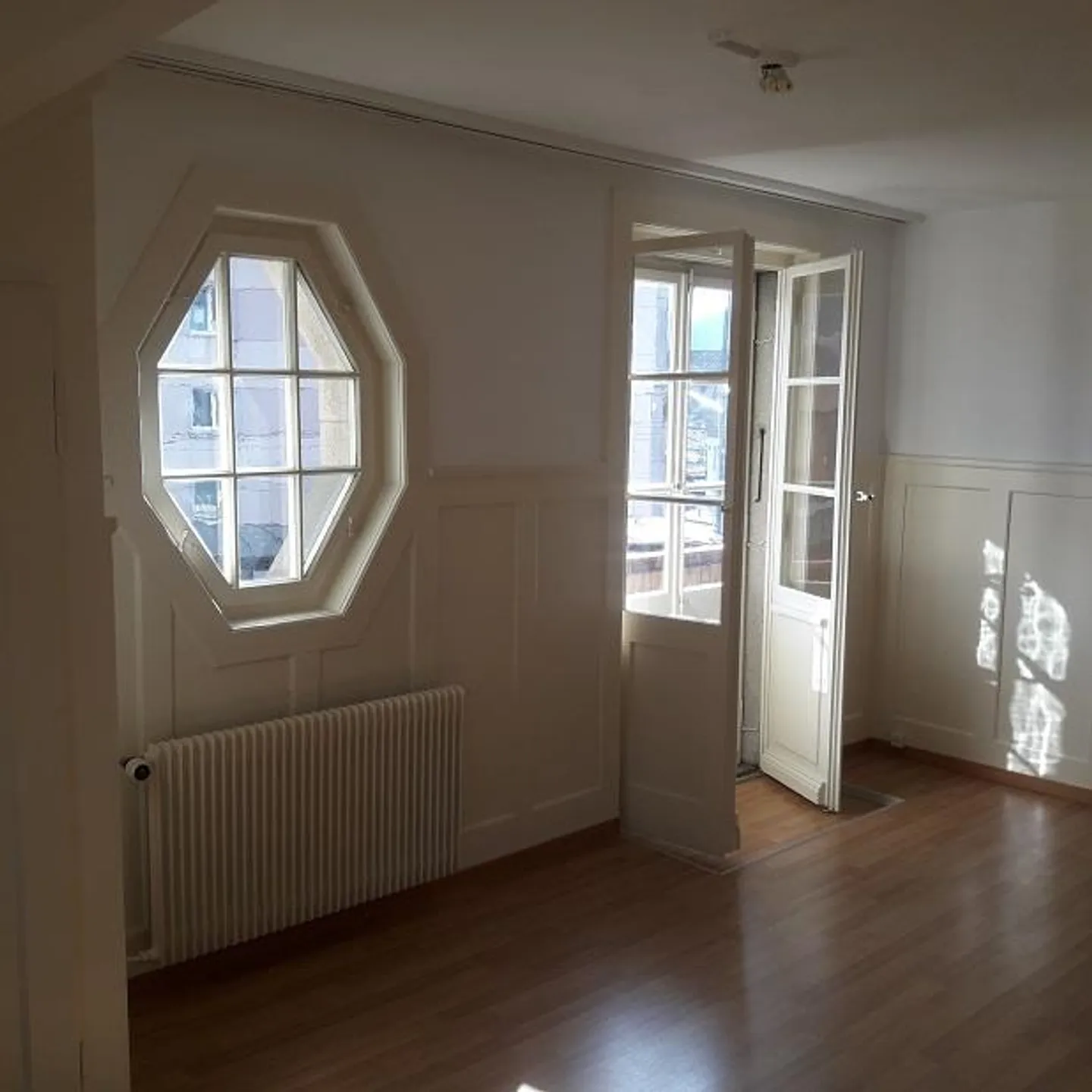 Helle 4.5 Zimmer Wohnung - Foto 6 von 10