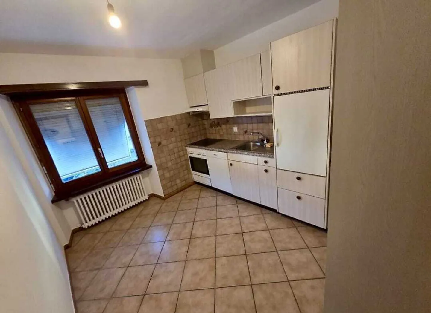 Charming Detached House for Rent - Photo 6 of 13