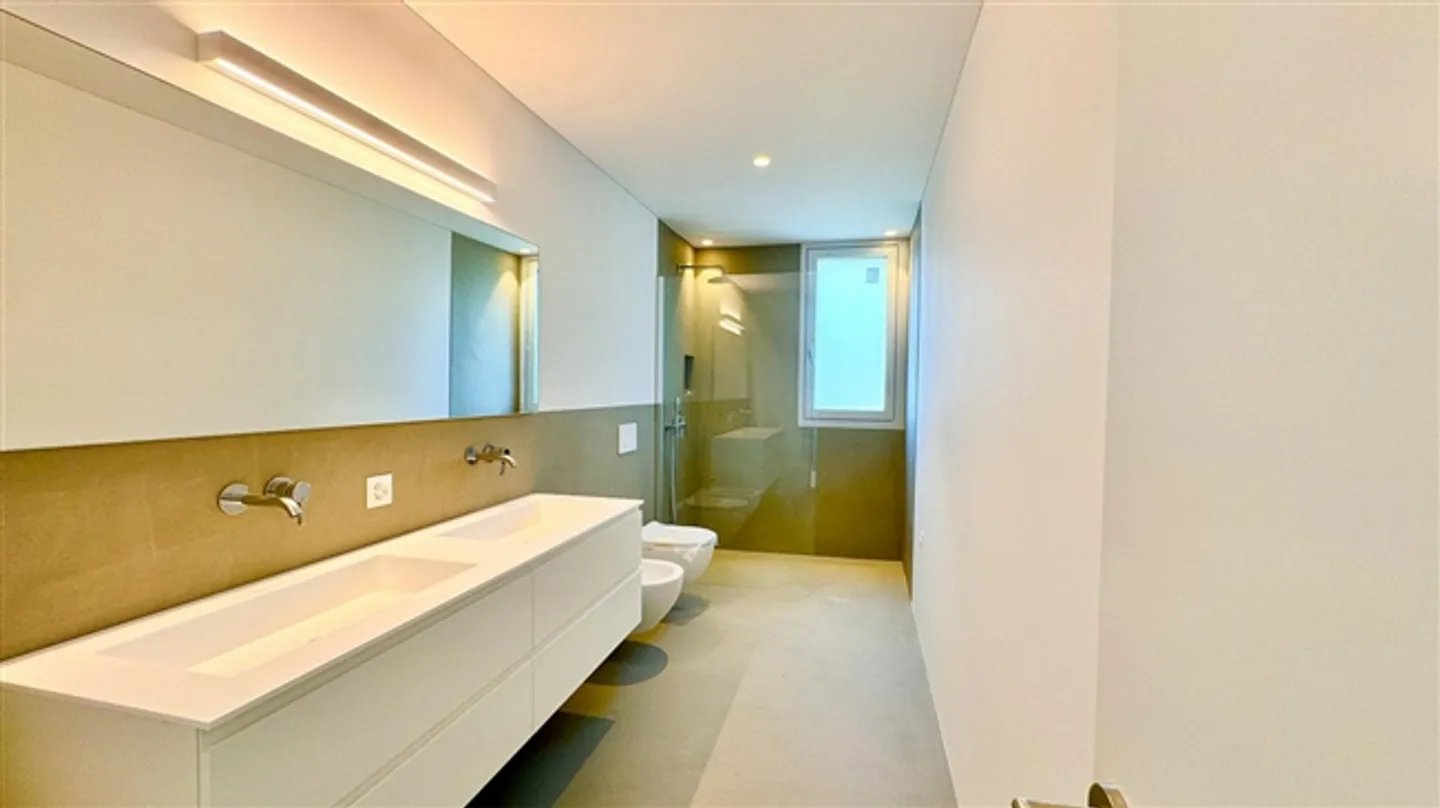 ATTIKA in nuova alta residenza con solo 4 appartamenti in una zona tranquilla e soleggiata con vista libera sulle montagne. - Foto 7 di 15