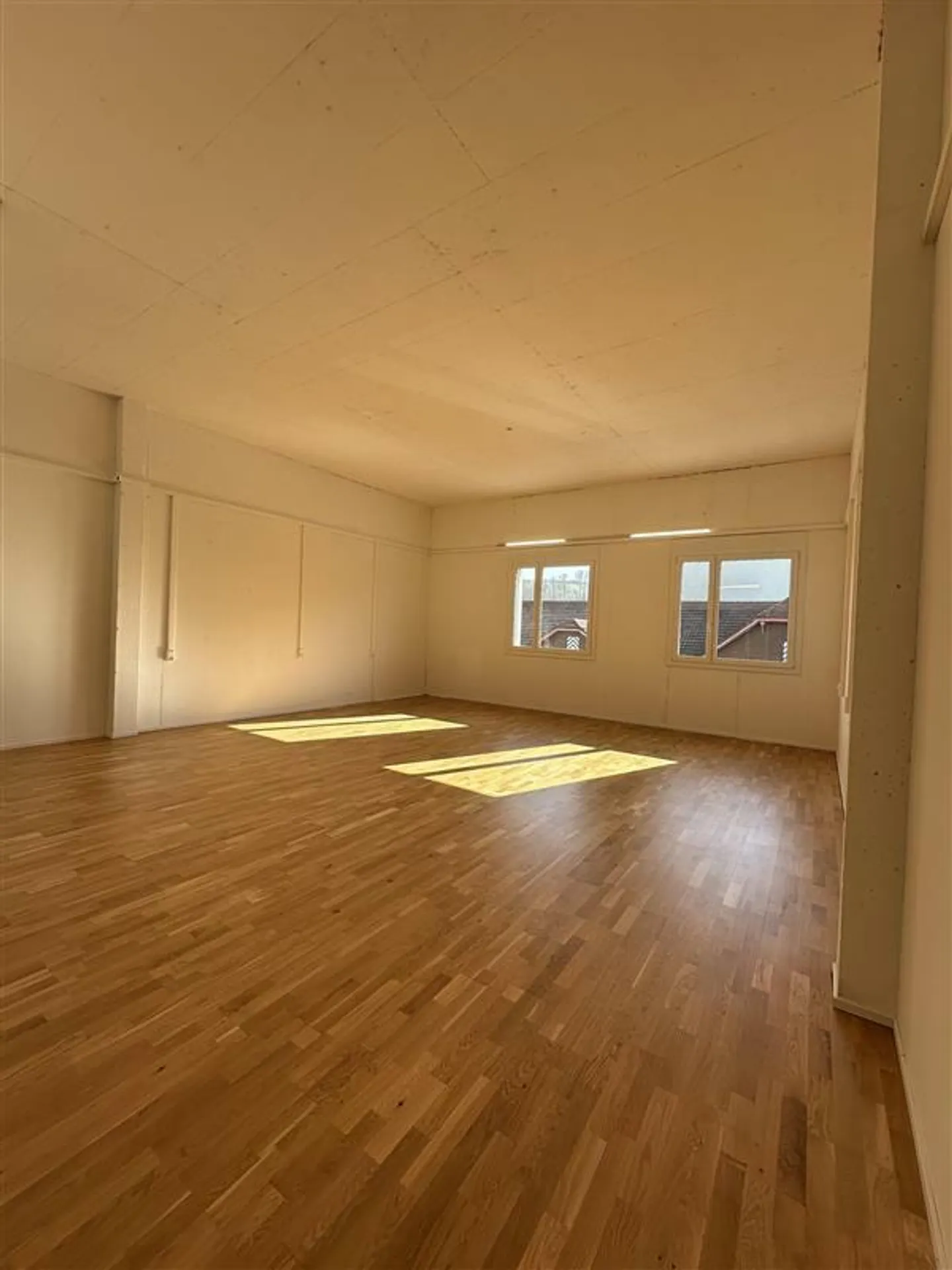 Grosszügiger Gewerberaum - Foto 4 von 6