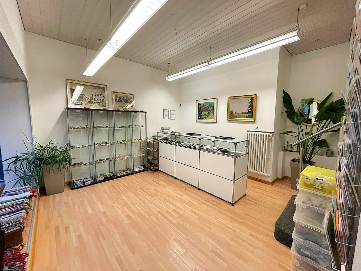 Espace commercial dans un emplacement central à Wettingen à louer - Photo 2 sur 4