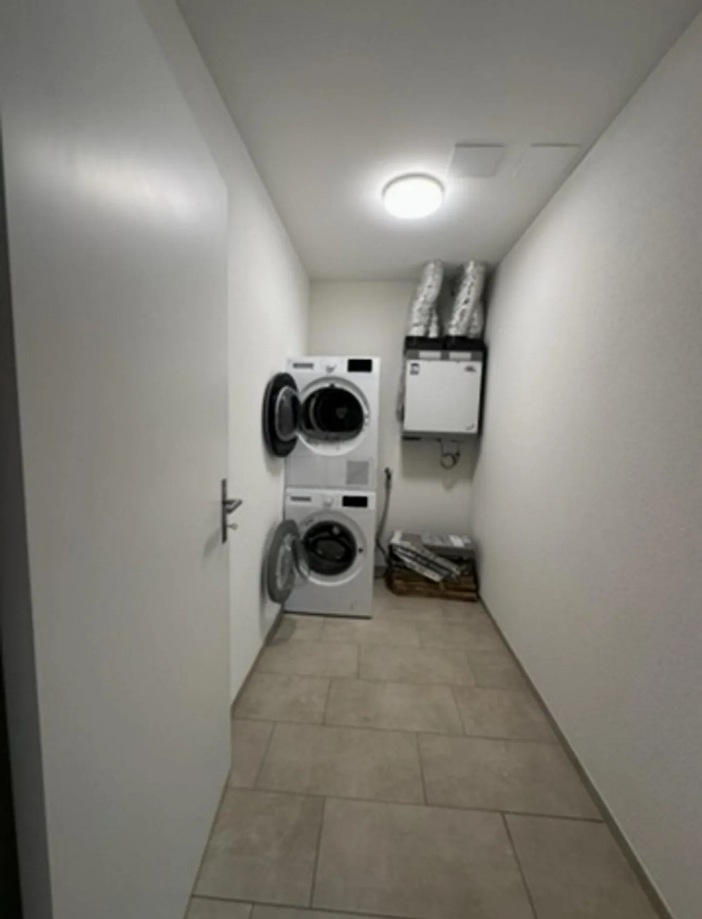 Moderne Gartenwohnung mit Privatgarten - Foto 4 von 15