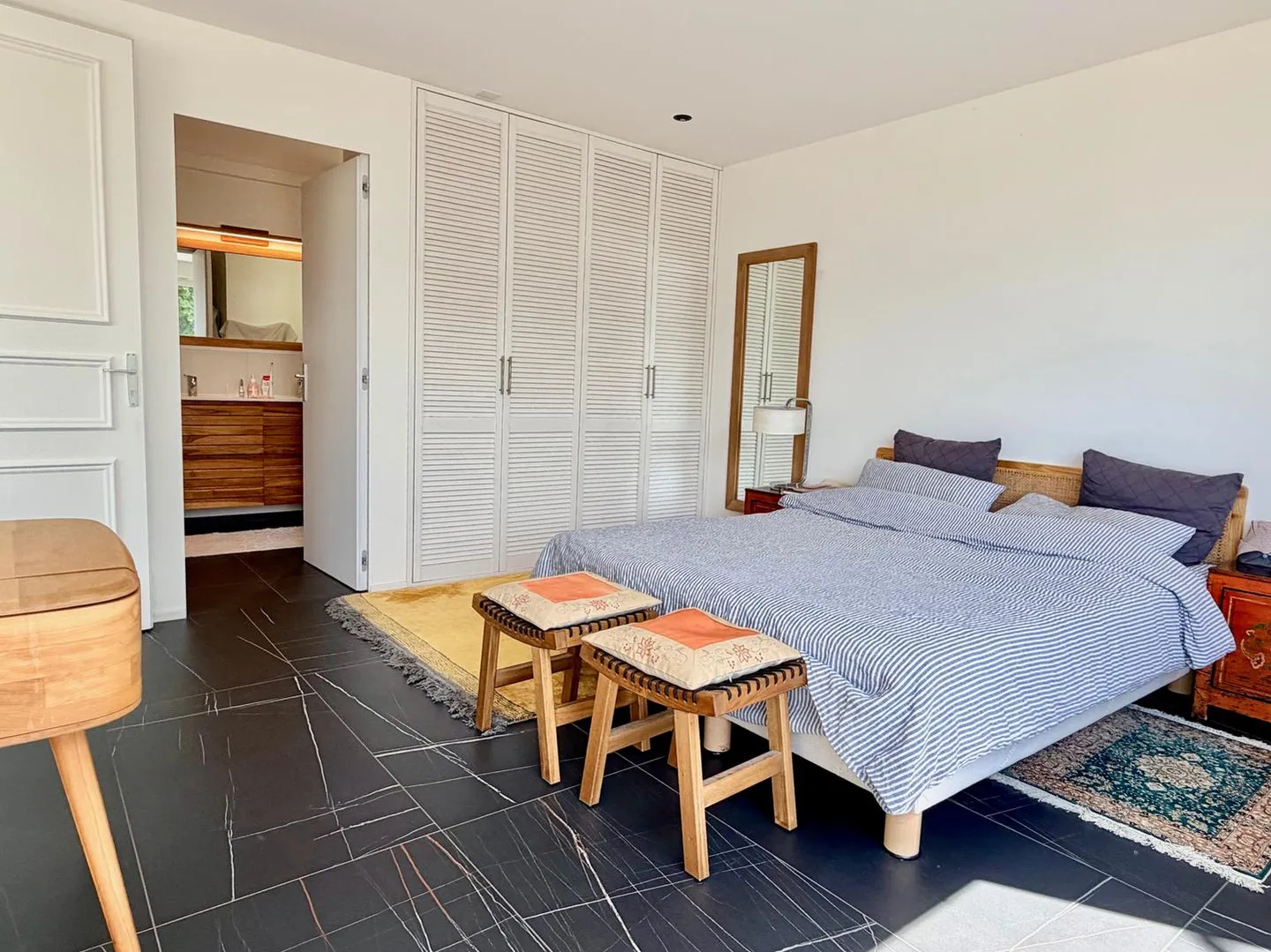Contemporary Villa with Stunning Views - Photo 13 of 13
